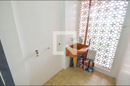 Apartamento à venda com 240m², 5 quartos e 1 vaga Apartamento à venda com 240m², 5 quartos e 1 vagaÁrea de Serviço