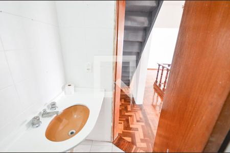 Apartamento à venda com 240m², 5 quartos e 1 vaga Apartamento à venda com 240m², 5 quartos e 1 vagaLavabo