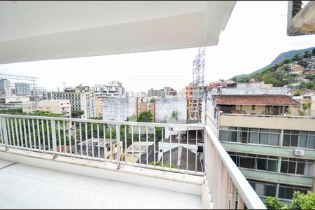 Apartamento à venda com 240m², 5 quartos e 1 vaga Apartamento à venda com 240m², 5 quartos e 1 vagaVista da Suíte 2