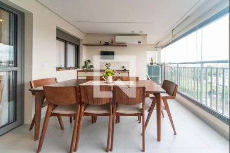 Apartamento para alugar com 107m², 2 quartos e 2 vagasVaranda da Sala