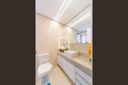 Apartamento para alugar com 107m², 2 quartos e 2 vagasBanheiro do Quarto 2
