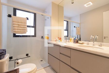 Apartamento à venda com 111m², 3 quartos e 4 vagasBanheiro da suíte 2