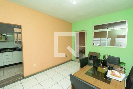 Casa à venda com 500m², 2 quartos e 1 vaga Casa à venda com 500m², 2 quartos e 1 vagaSala de Jantar