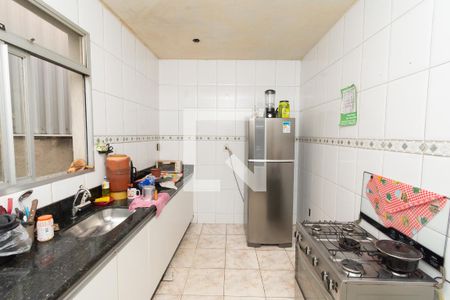 Casa à venda com 500m², 2 quartos e 1 vaga Casa à venda com 500m², 2 quartos e 1 vagaCozinha