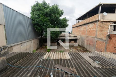 Casa à venda com 500m², 2 quartos e 1 vaga Casa à venda com 500m², 2 quartos e 1 vagaQuintal