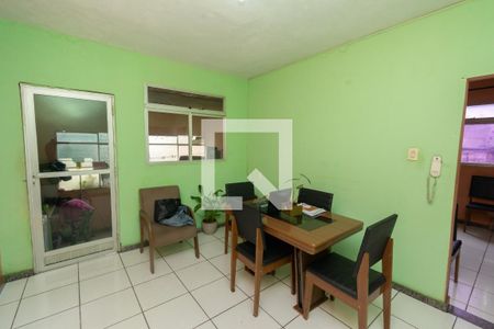 Casa à venda com 500m², 2 quartos e 1 vaga Casa à venda com 500m², 2 quartos e 1 vagaSala de Jantar