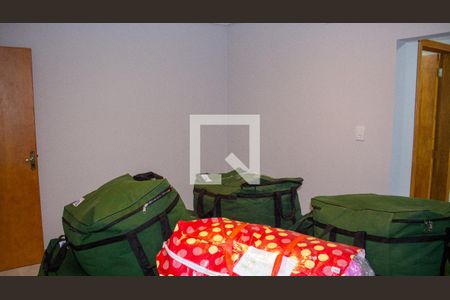 Casa para alugar com 182m², 2 quartos e 3 vagasSuíte