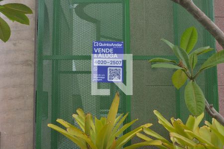 Apartamento para alugar com 50m², 2 quartos e 1 vagaInstalação de Placa