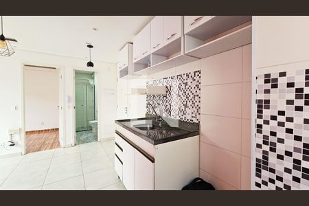 Cozinha de apartamento à venda com 2 quartos, 34m² em Jurubatuba, São Paulo