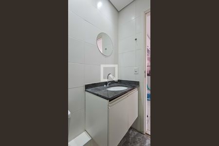 Apartamento à venda com 34m², 2 quartos e sem vaga Apartamento à venda com 34m², 2 quartos e sem vagaBanheiro