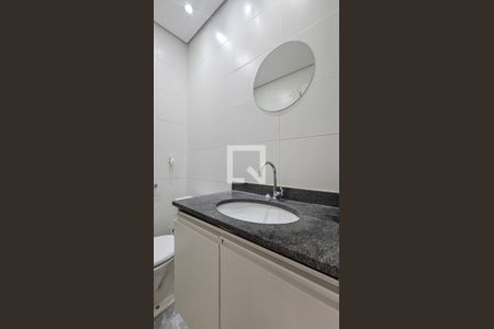 Apartamento à venda com 34m², 2 quartos e sem vaga Apartamento à venda com 34m², 2 quartos e sem vagaBanheiro