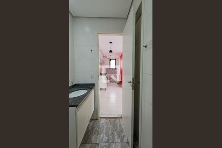 Apartamento à venda com 34m², 2 quartos e sem vaga Apartamento à venda com 34m², 2 quartos e sem vagaBanheiro