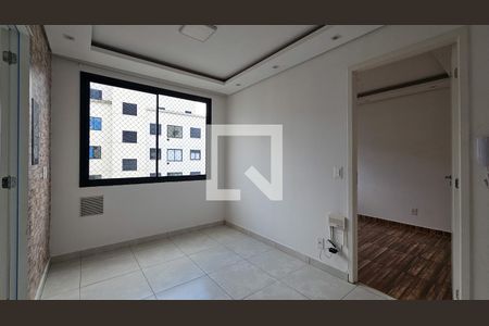 Sala de apartamento à venda com 2 quartos, 34m² em Jurubatuba, São Paulo