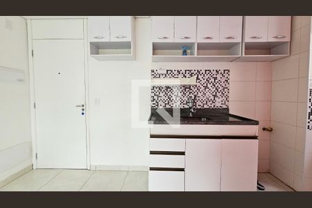 Cozinha de apartamento à venda com 2 quartos, 34m² em Jurubatuba, São Paulo