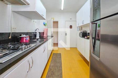 Apartamento para alugar com 90m², 2 quartos e 2 vagasCozinha