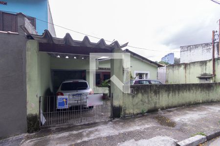 Casa à venda com 250m², 2 quartos e 2 vagasFachada