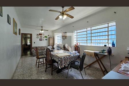 Casa à venda com 250m², 4 quartos e 4 vagasSala de Jantar