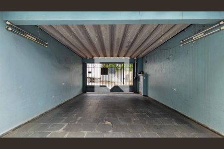 Casa à venda com 250m², 4 quartos e 4 vagasGaragem