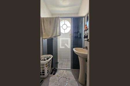 Casa à venda com 250m², 4 quartos e 4 vagasBanheiro 1