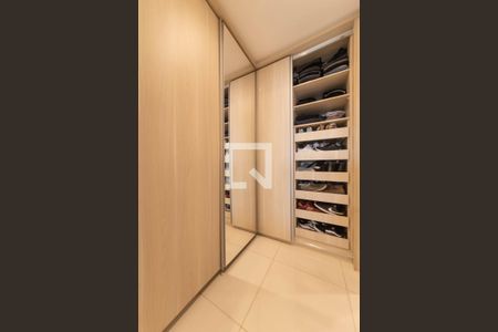 Apartamento para alugar com 89m², 3 quartos e 2 vagasSuíte - Closet