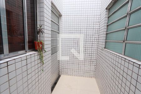 Apartamento para alugar com 49m², 2 quartos e sem vagaQuintal