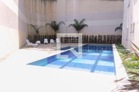 Apartamento à venda com 54m², 2 quartos e 1 vaga Apartamento à venda com 54m², 2 quartos e 1 vagaÁrea comum - Piscina