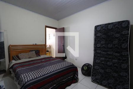 Casa à venda com 220m², 6 quartos e sem vagaQuarto Casa 4