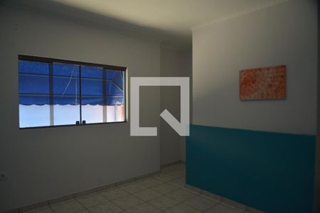Casa à venda com 259m², 6 quartos e 4 vagasQuarto 5