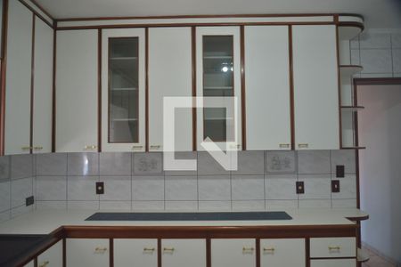 Casa à venda com 259m², 6 quartos e 4 vagasCozinha 2