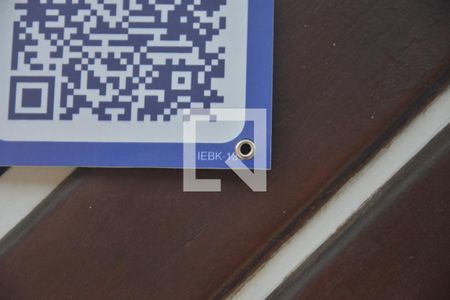 Casa à venda com 259m², 6 quartos e 4 vagasPlaca