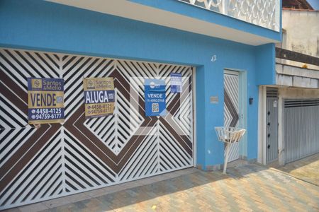 Casa à venda com 259m², 6 quartos e 4 vagasFachada