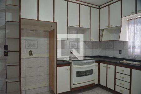 Casa à venda com 259m², 6 quartos e 4 vagasCozinha 2