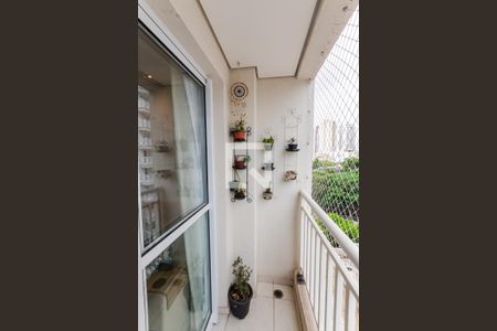 Apartamento à venda com 40m², 1 quarto e 1 vaga Apartamento à venda com 40m², 1 quarto e 1 vagaVaranda