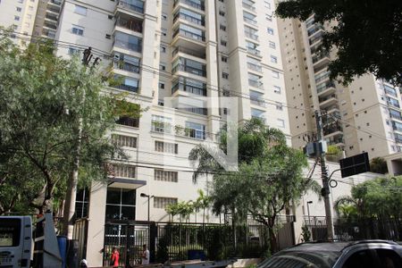 Apartamento à venda com 106m², 3 quartos e 2 vagasFachada e portaria