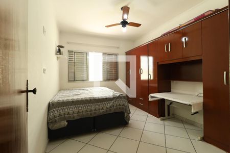 Casa à venda com 250m², 4 quartos e 4 vagasQuarto 2