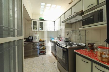 Casa à venda com 250m², 4 quartos e 4 vagasCozinha