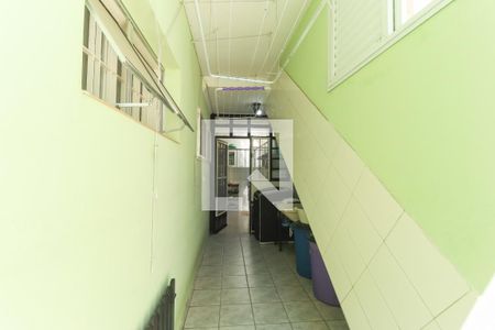 Casa à venda com 250m², 4 quartos e 4 vagasÁrea de serviço 1