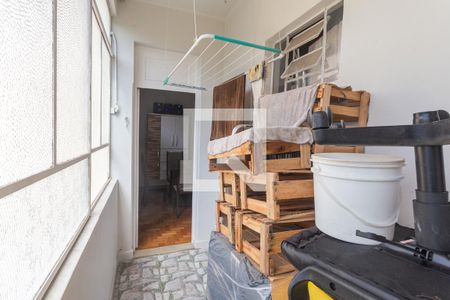 Apartamento para alugar com 63m², 2 quartos e 3 vagas Apartamento para alugar com 63m², 2 quartos e 3 vagasVaranda