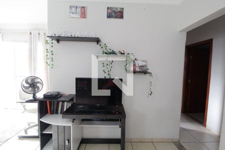 sala de apartamento para alugar com 3 quartos, 110m² em Centro, Uberlândia