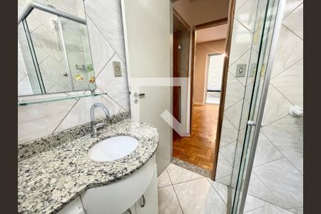 Casa à venda com 144m², 2 quartos e 2 vagasBanheiro Social
