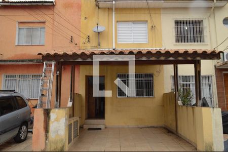 Casa à venda com 120m², 2 quartos e 1 vagaFachada