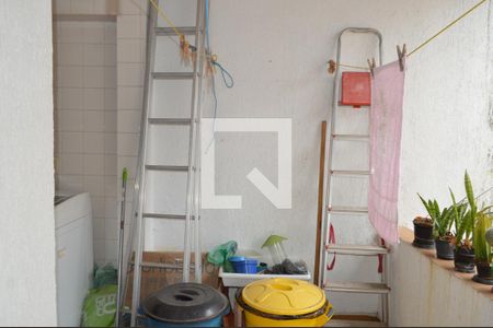 Casa à venda com 120m², 2 quartos e 1 vagaÁrea de Serviço