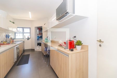 Apartamento à venda com 125m², 2 quartos e 2 vagasCozinha