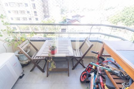 Apartamento à venda com 125m², 2 quartos e 2 vagasVaranda da Sala