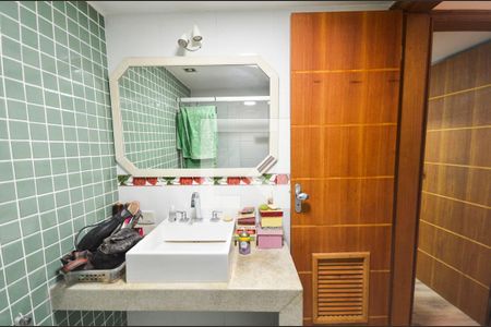 Apartamento para alugar com 130m², 1 quarto e 2 vagas Apartamento para alugar com 130m², 1 quarto e 2 vagasBanheiro 1