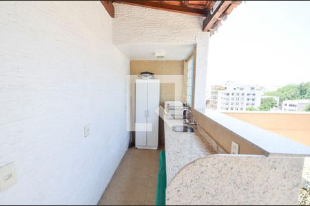 Apartamento para alugar com 130m², 1 quarto e 2 vagas Apartamento para alugar com 130m², 1 quarto e 2 vagasTerraço