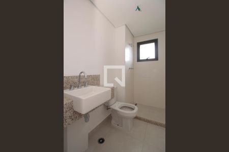 Apartamento à venda com 278m², 4 quartos e 4 vagasBanheiro da Suíte 2