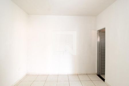 Sala/Quarto de casa para alugar com 1 quarto, 250m² em Chácaras Tubalina E Quartel, Uberlândia