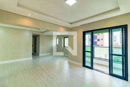 Apartamento para alugar com 3 quartos, 136m² em Vila Clementino, São Paulo