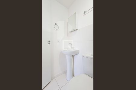 Apartamento para alugar com 32m², 2 quartos e sem vaga Apartamento para alugar com 32m², 2 quartos e sem vagaBanheiro